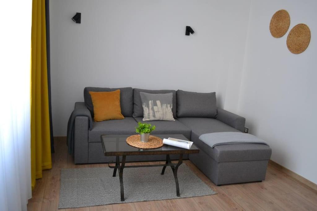 Modern City Center 2 Bedroom Apartment Sofía Exterior foto